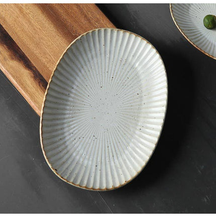 Gohobi Handmade Ceramic Japanese Style Oval Plate: Small