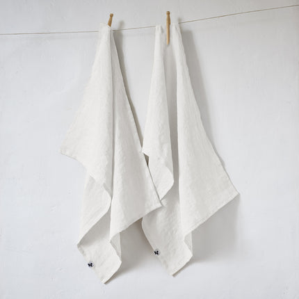 SOLINE Collection, Set of 2 Kitchen Towels in Washed Linen, Craie (white)