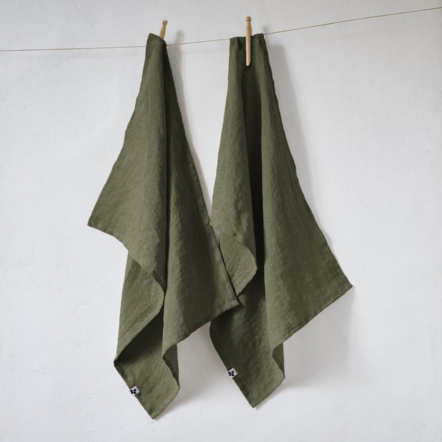 SOLINE Collection, Set of 2 Kitchen Towels in Washed Linen, Thym (khaki green)