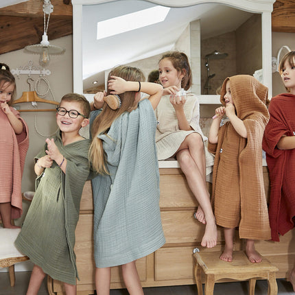 Childrens Bath Poncho in Pampa, size 6-10