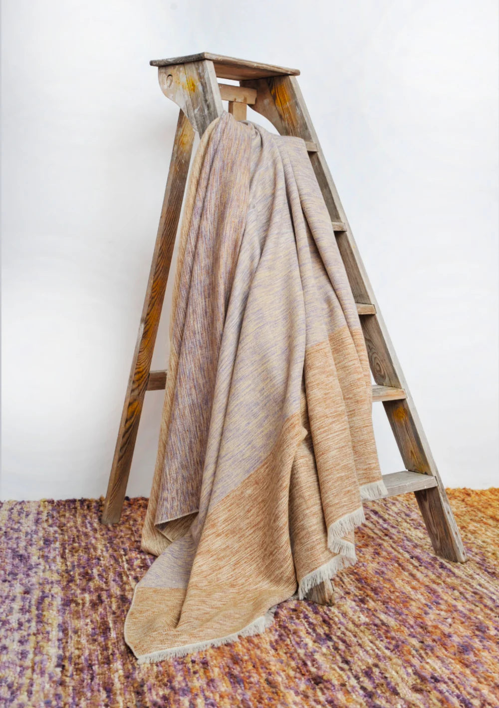 Ombre Throw in Merino Wool - Rice and Amethyst