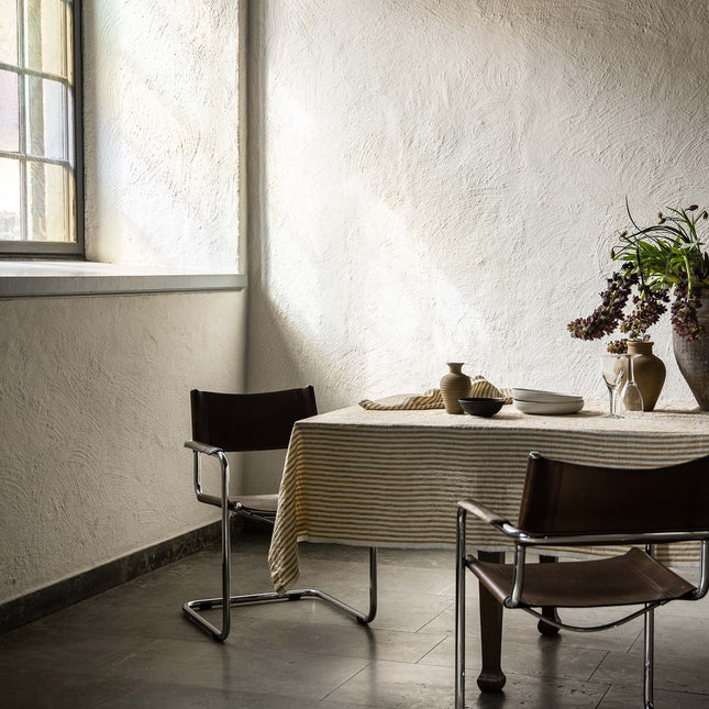 Leon tablecloth 145x330cm